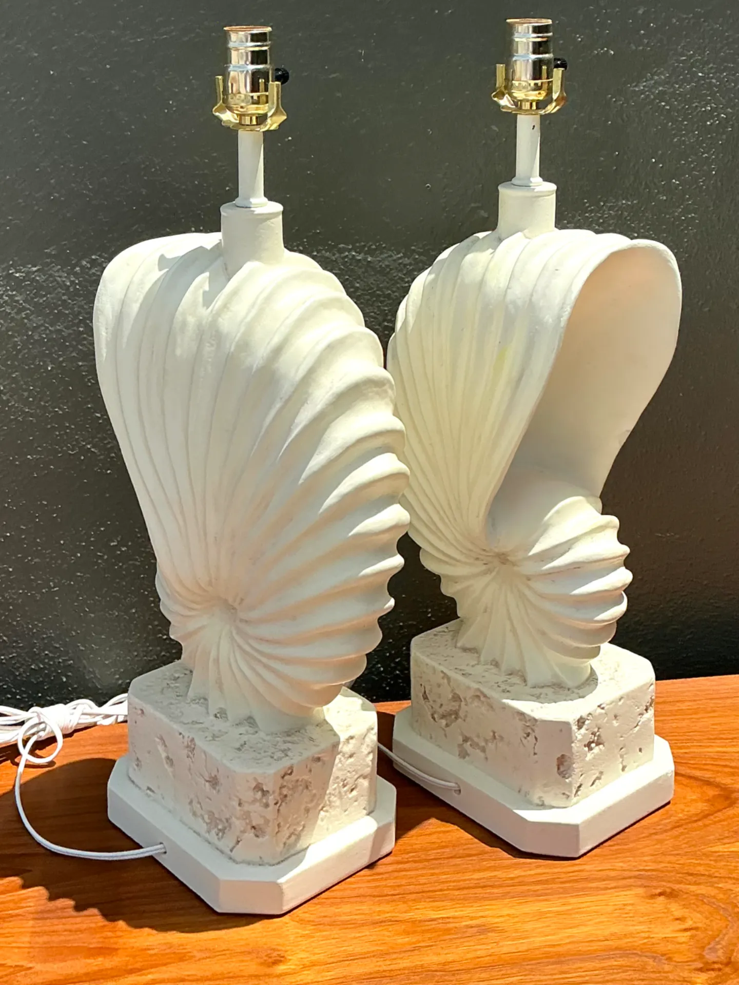 Vintage Plaster Shell Form Table Lamps - Pair — additional photo 3