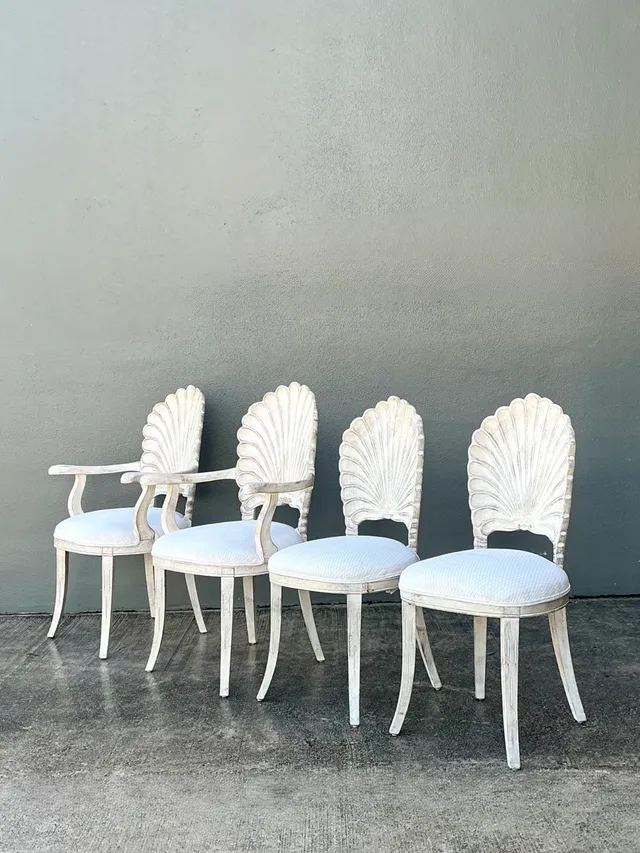 Vintage Carved Wood Shell Back Dining Chairs - Set Of 4 — additional photo 4