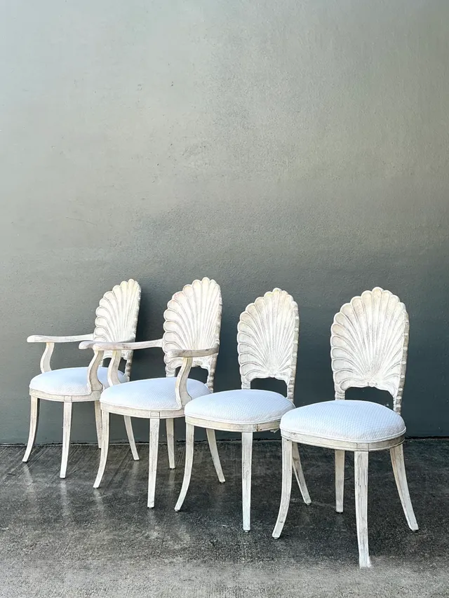 Vintage Carved Wood Shell Back Dining Chairs - Set Of 4 — additional photo 1