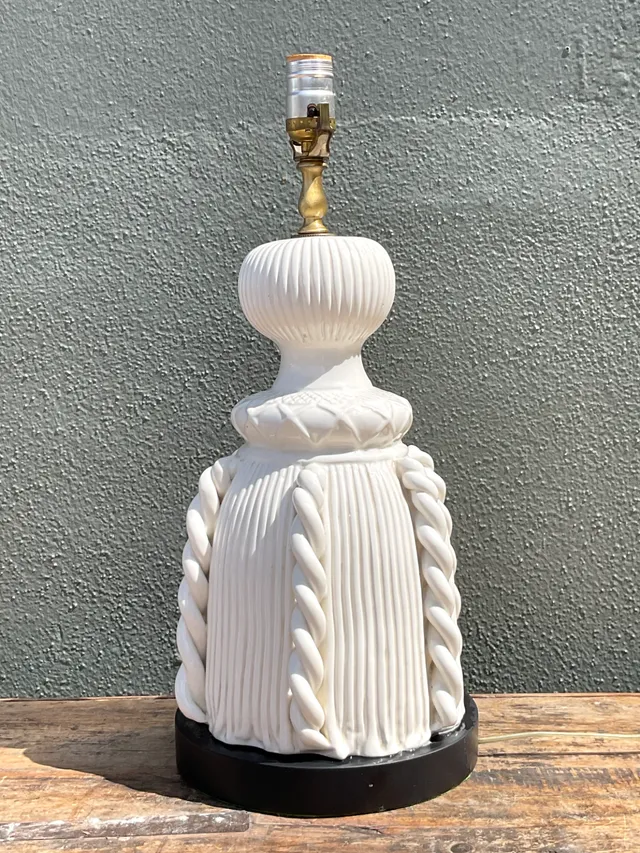 Vintage Ceramic Rope Detail Table Lamp — additional photo 5