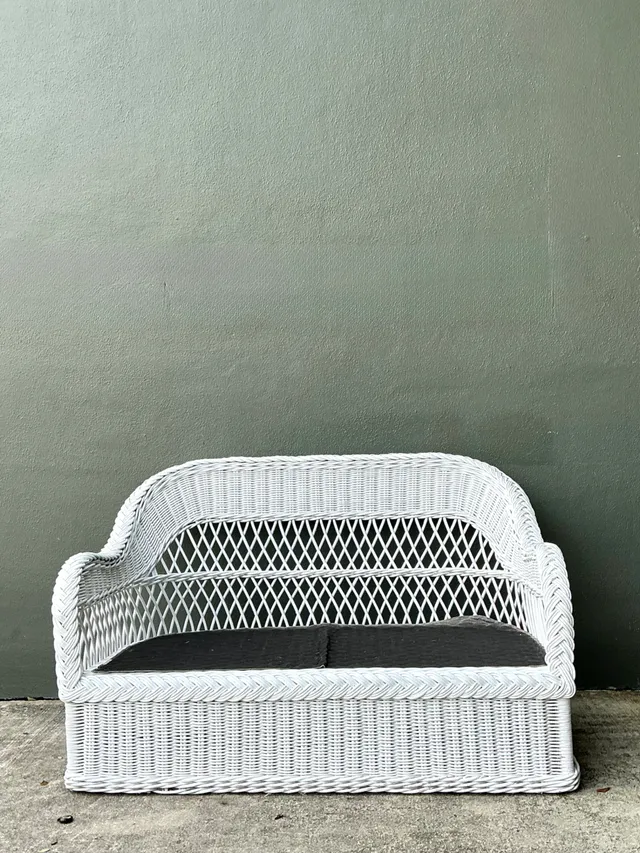 Vintage Lexington Braided White Rattan Love Seat — additional photo 4