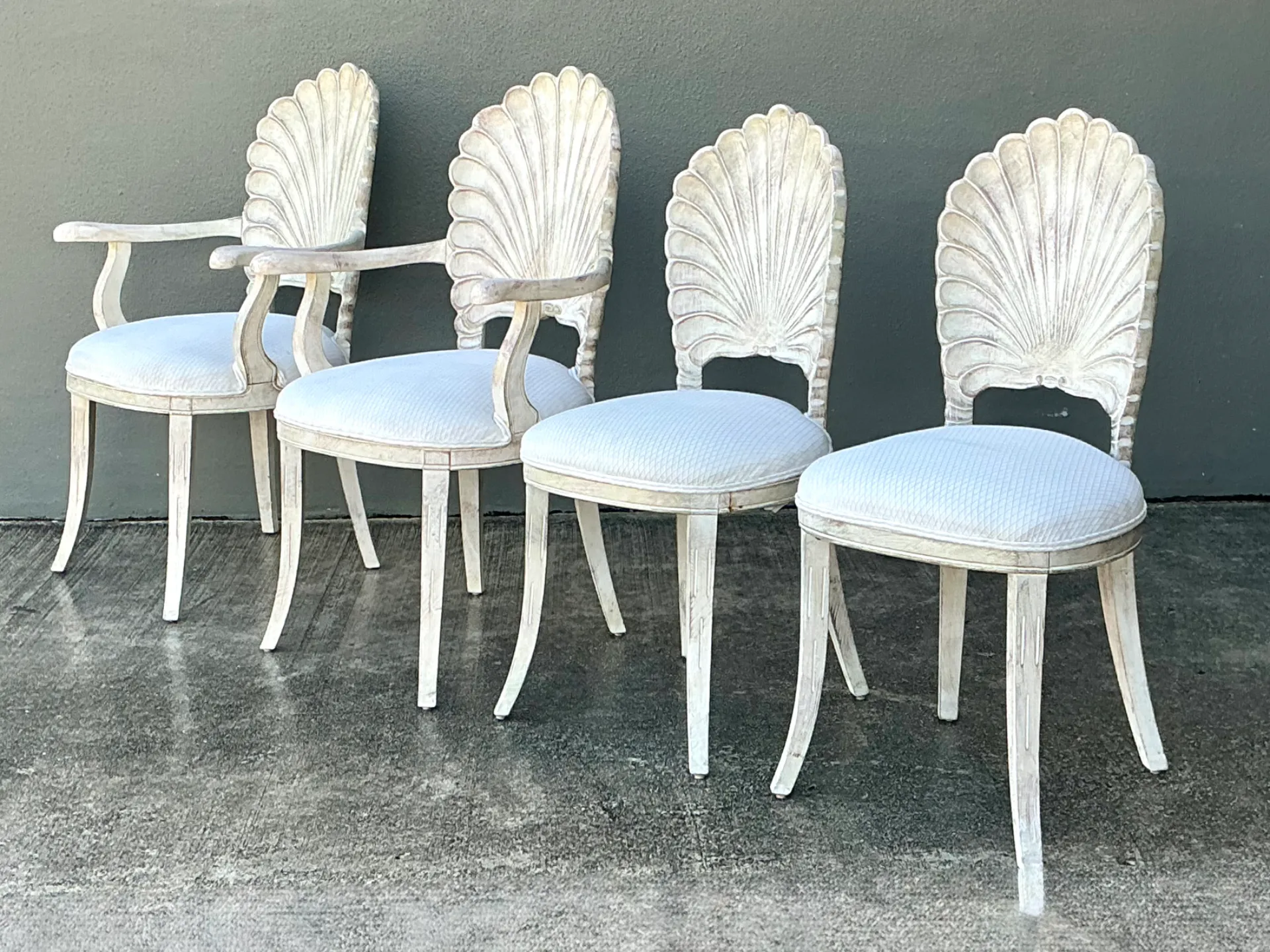 Vintage Carved Wood Shell Back Dining Chairs - Set Of 4 — additional photo 3