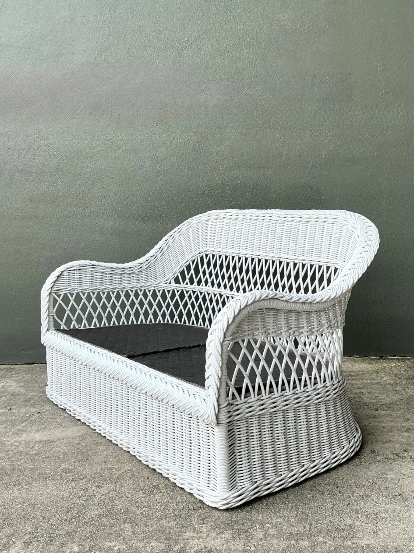 Vintage Lexington Braided White Rattan Love Seat — additional photo 1
