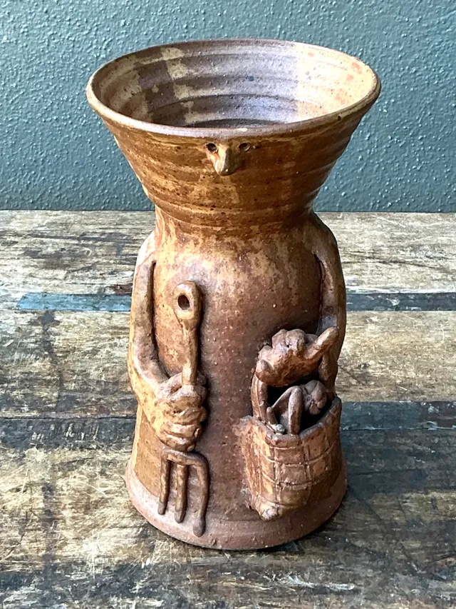 Vintage Handcrafted Ceramic Farmer Vase — additional photo 7