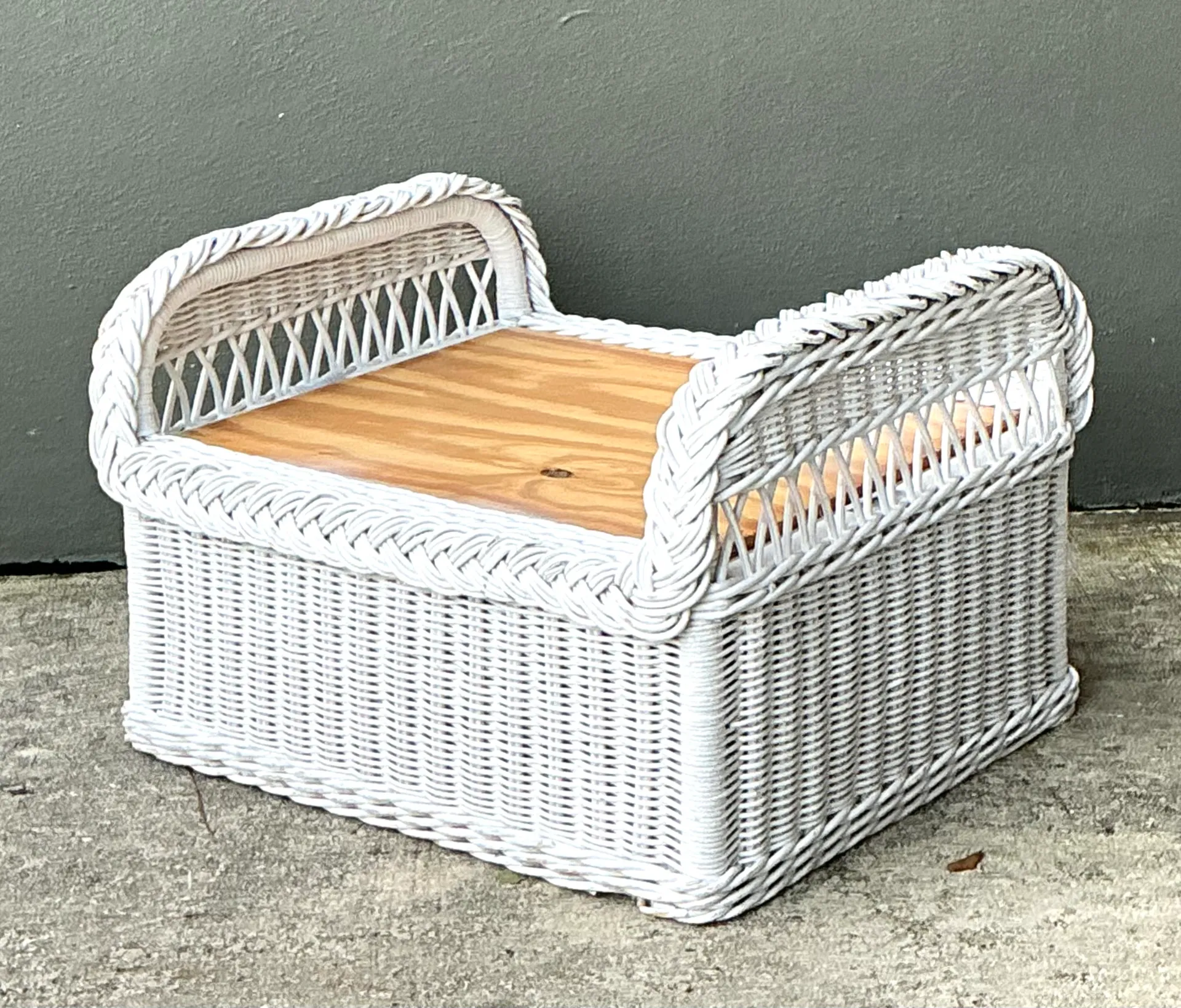 Vintage Braided White Rattan Ottoman — additional photo 5