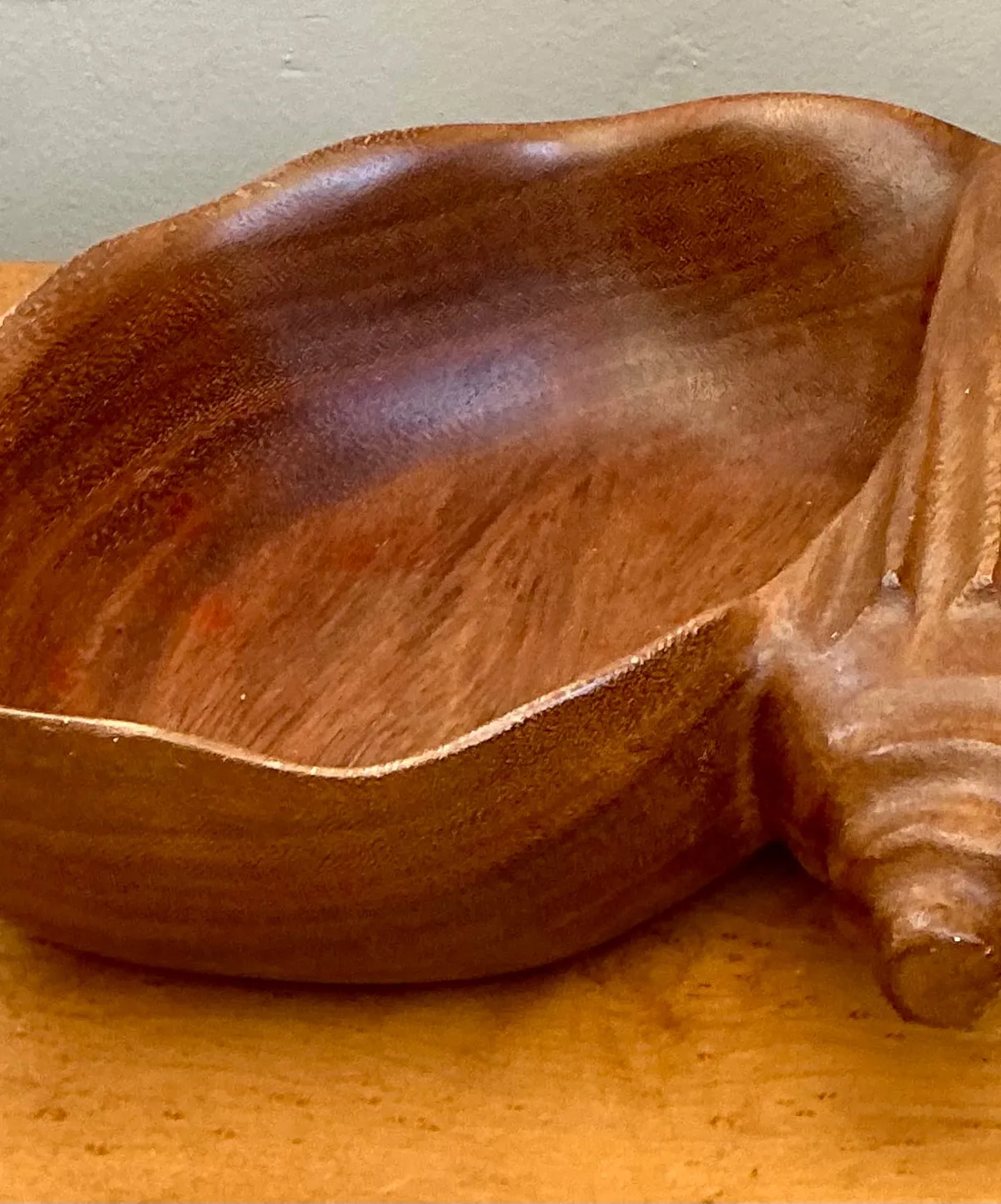 Vintage Carved Wood Shell Bowl — additional photo 5