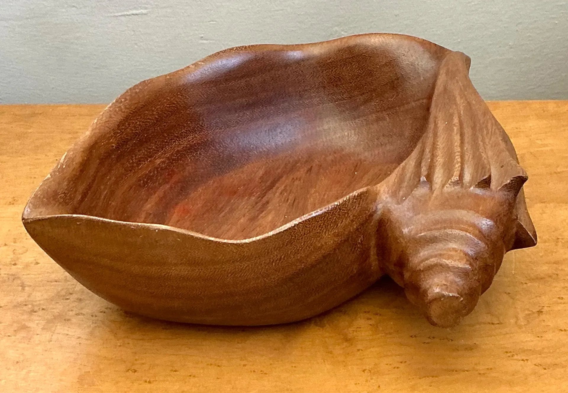 Vintage Carved Wood Shell Bowl — additional photo 3