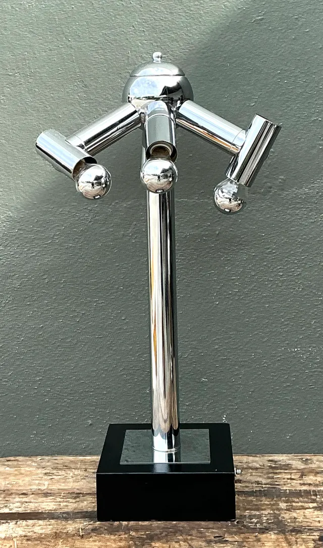 Vintage Modernist Chrome Table Lamp After Robert Sonneman — additional photo 7