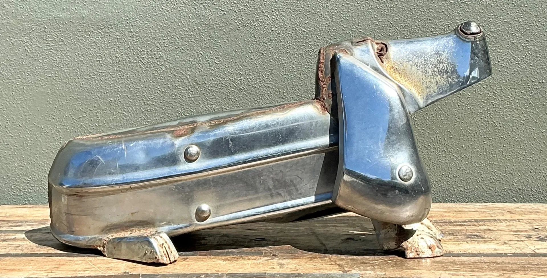 Vintage Chrome Bumper Abstract Dachshund Sculpture — additional photo 3
