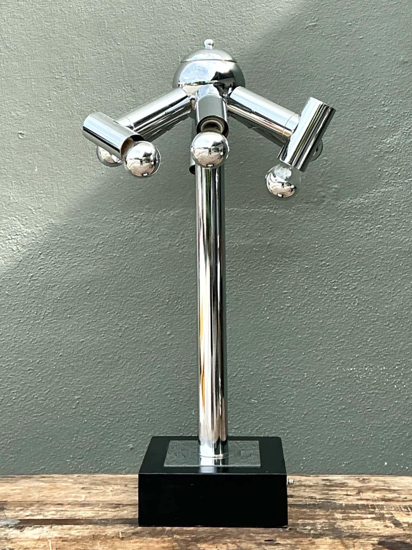 Vintage Modernist Chrome Table Lamp After Robert Sonneman — additional photo 2