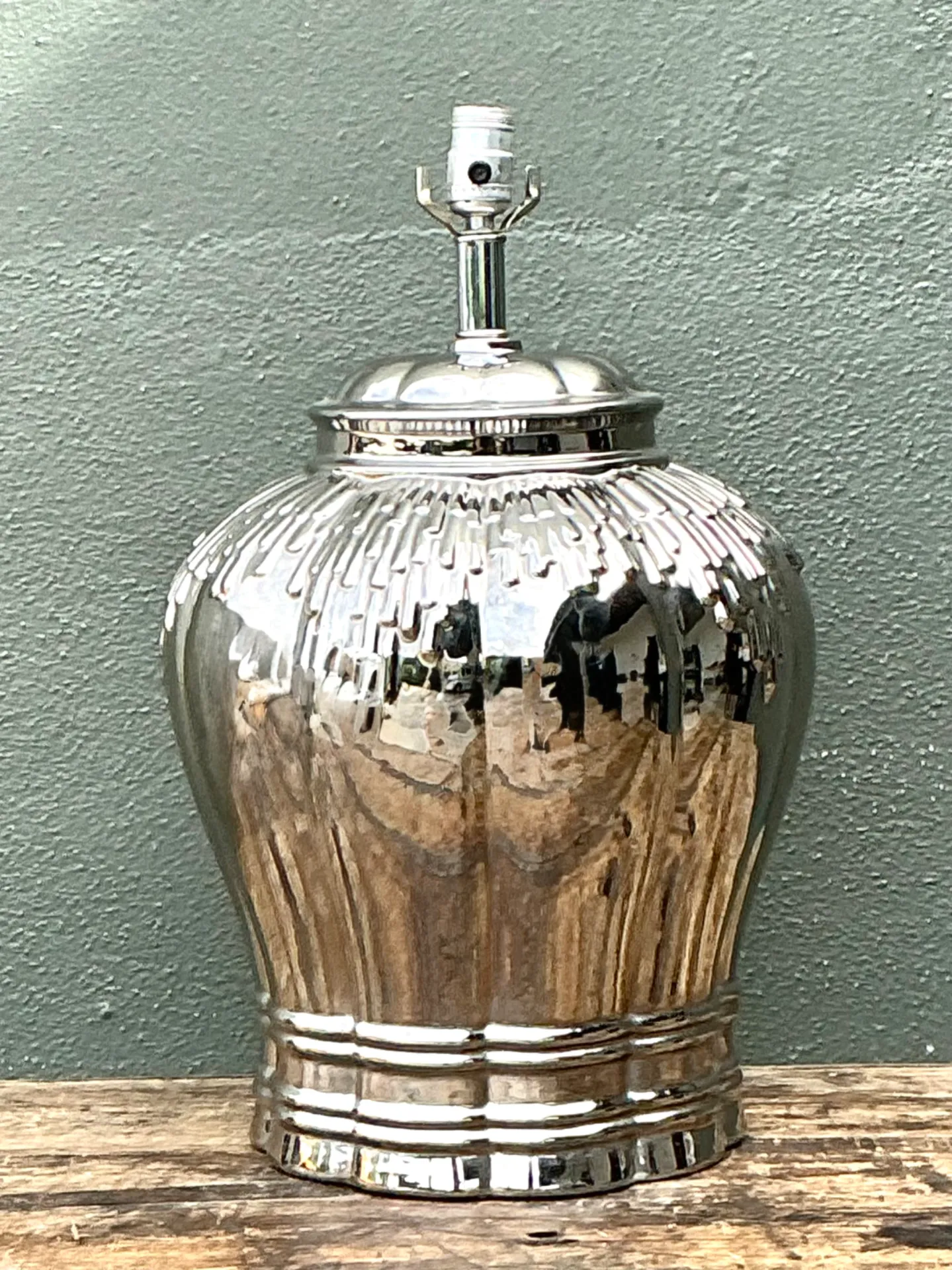 Vintage Silver Mirror Finish Glazed Ceramic Lamp — additional photo 8