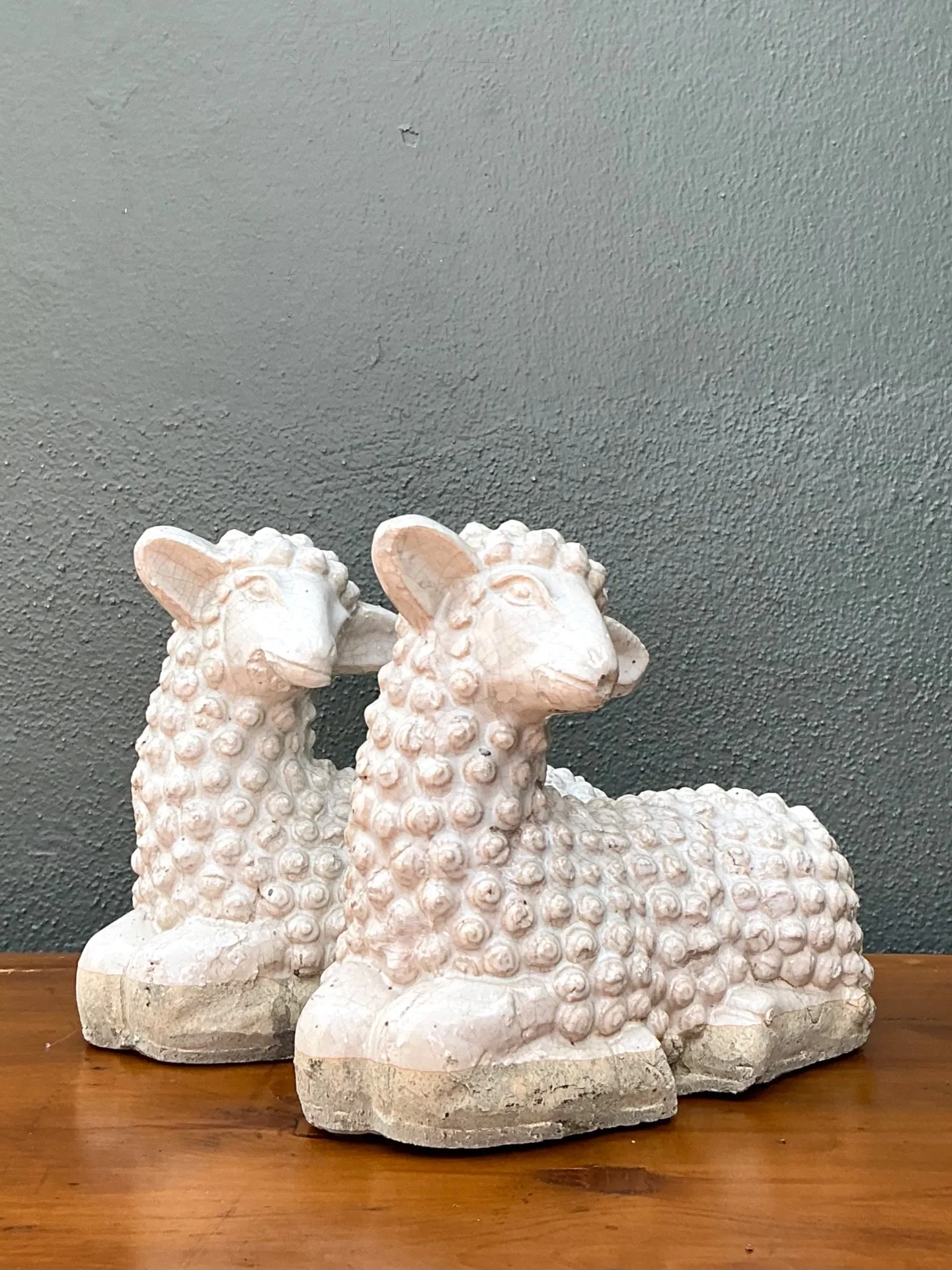 Vintage Sheep Figurines in Ceramic - Set of 2 — additional photo 2