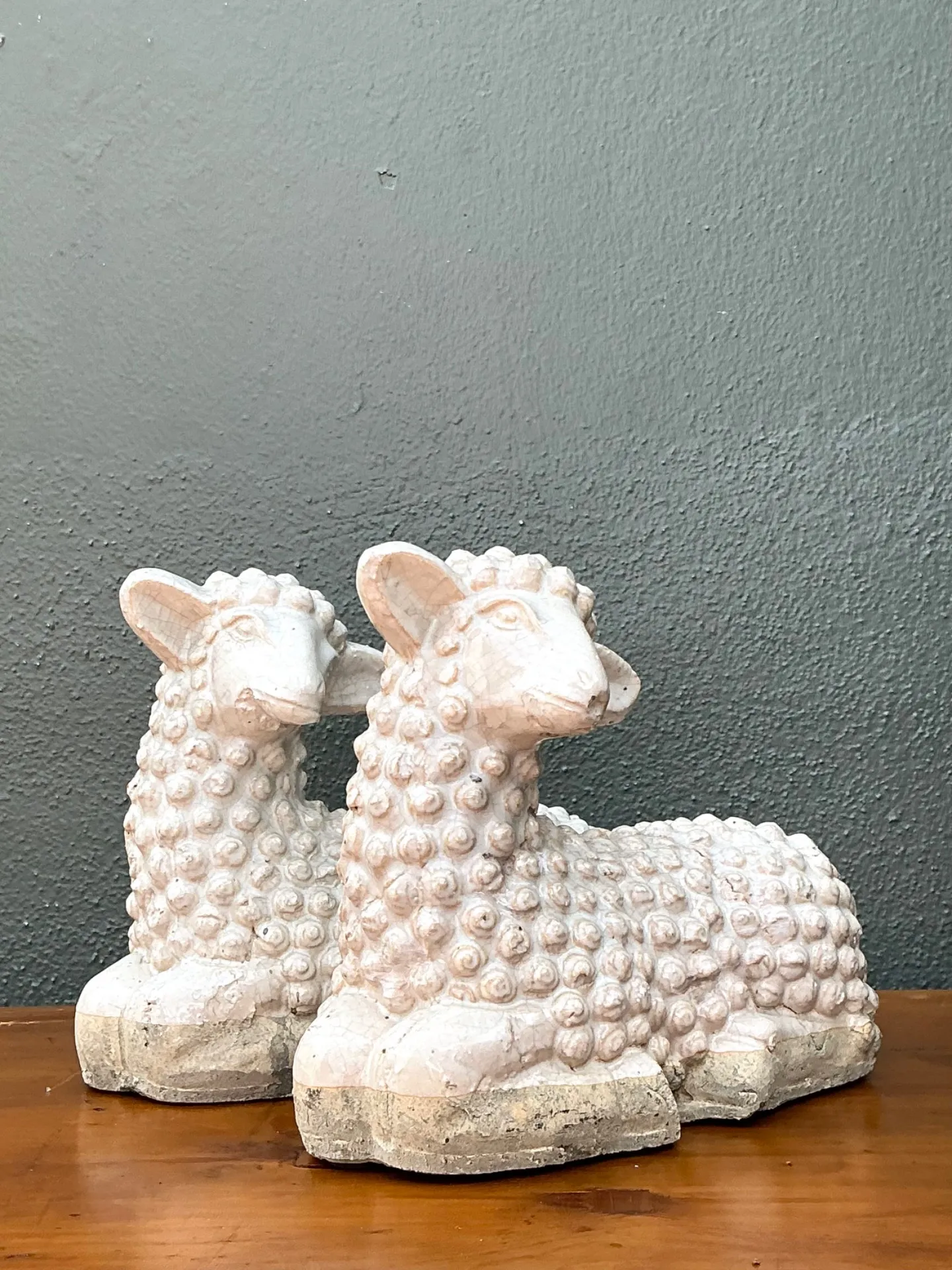 Vintage Sheep Figurines in Ceramic - Set of 2 — additional photo 4
