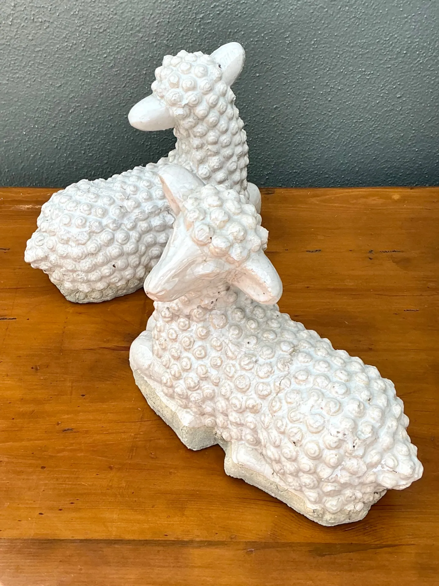 Vintage Sheep Figurines in Ceramic - Set of 2 — additional photo 3