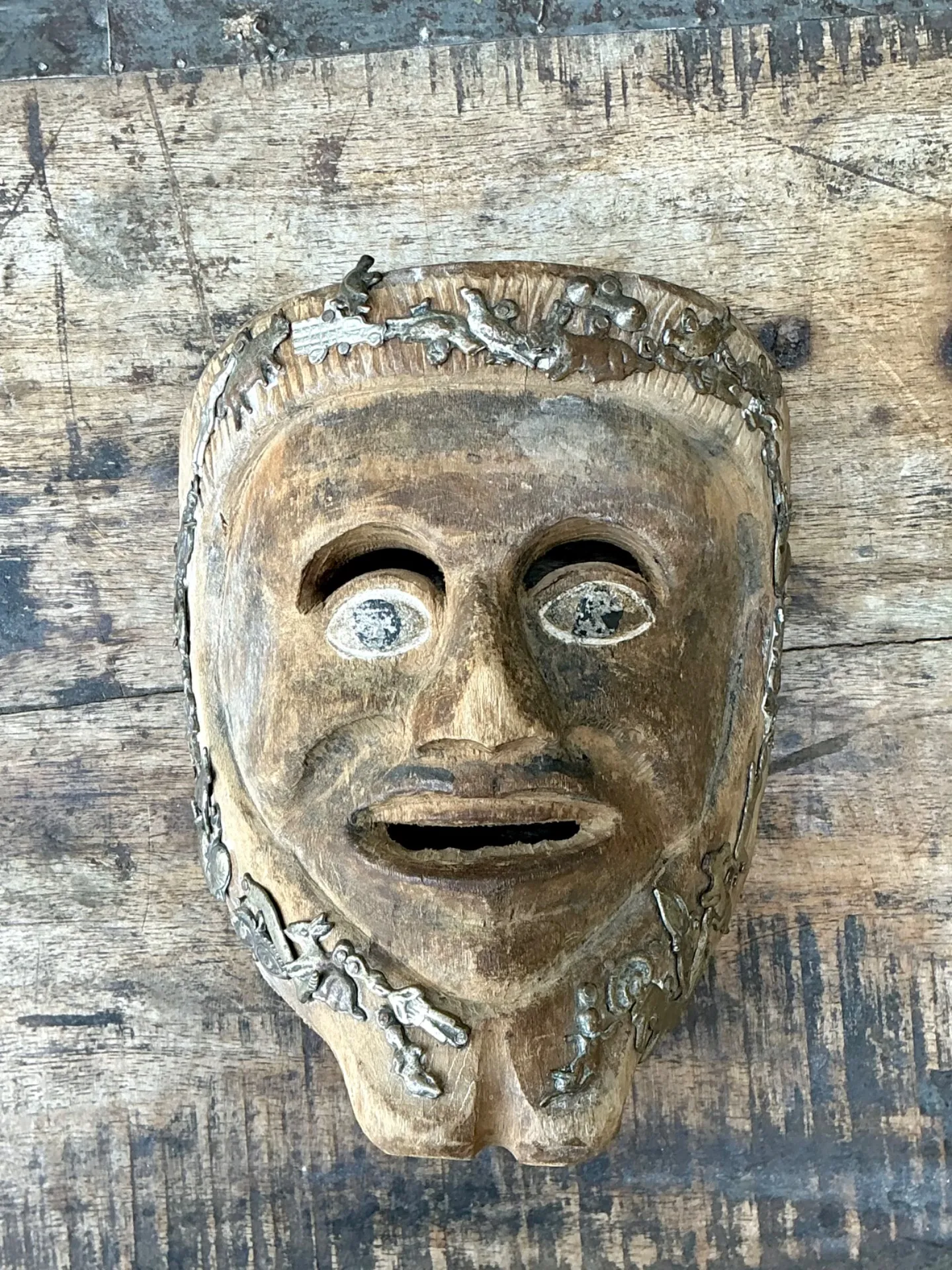 Vintage Tribal Sacred Charms Carved Wood Mask — additional photo 5