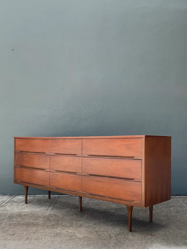 Vintage MCM Danish Teak Nine-Drawer Dresser — additional photo 5