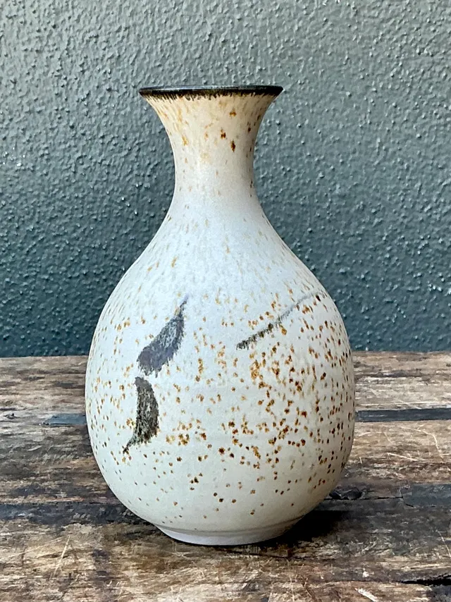Vintage Studio Pottery Speckled Vase — additional photo 8