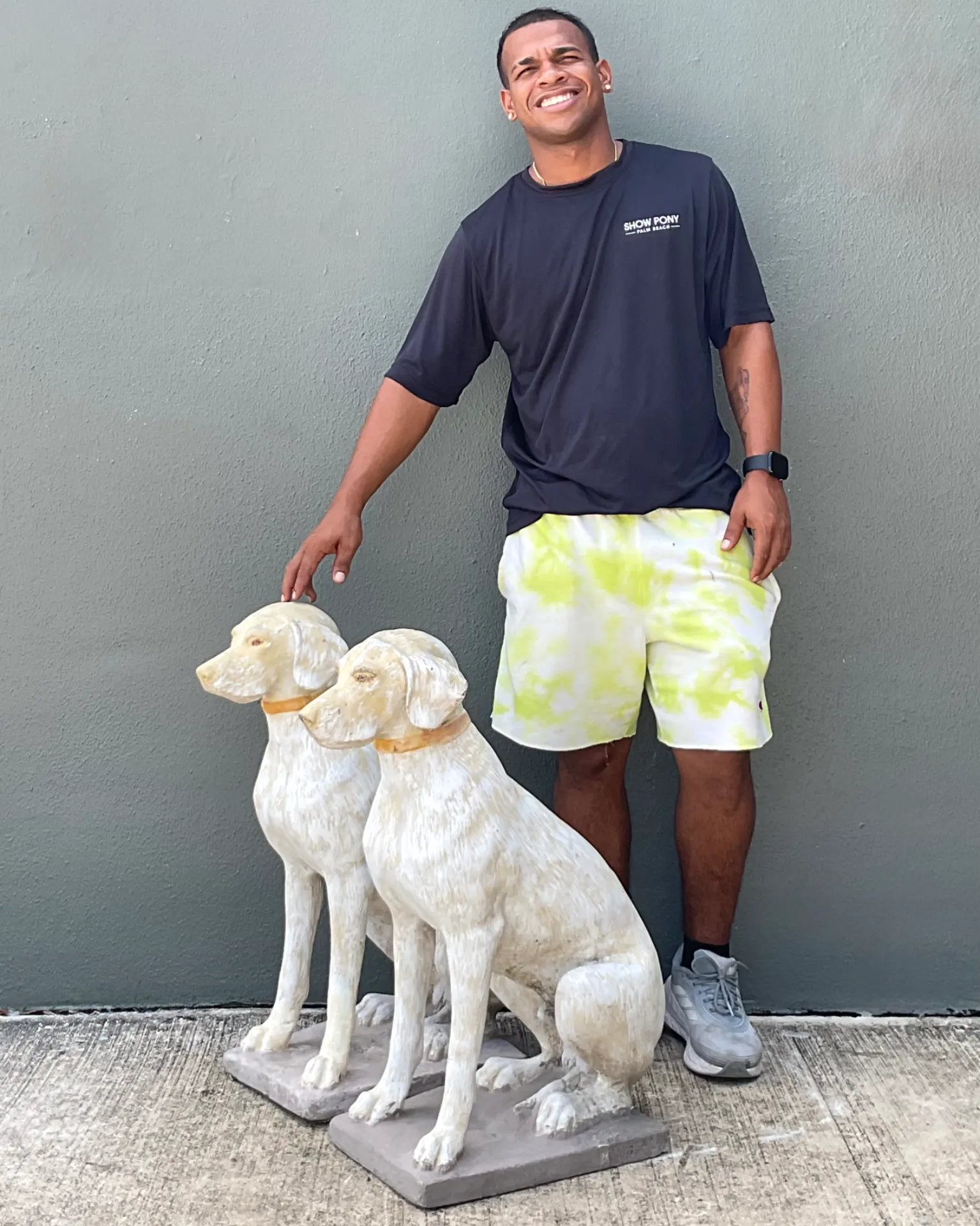 Vintage Cement Dog Sculptures - A Pair — additional photo 4