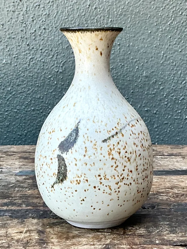 Vintage Studio Pottery Speckled Vase — additional photo 7