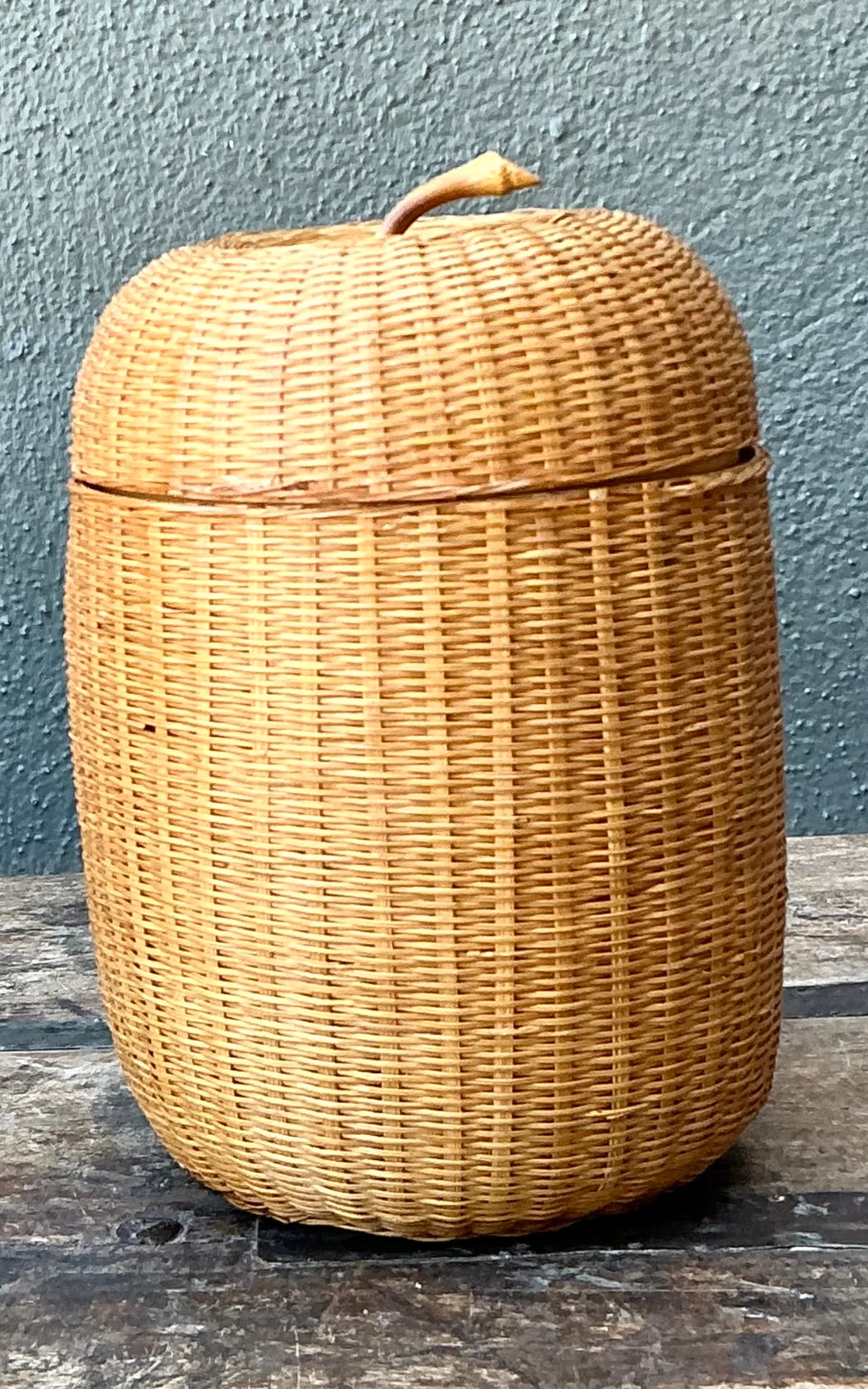 Vintage Woven Rattan Lidded Basket — additional photo 5