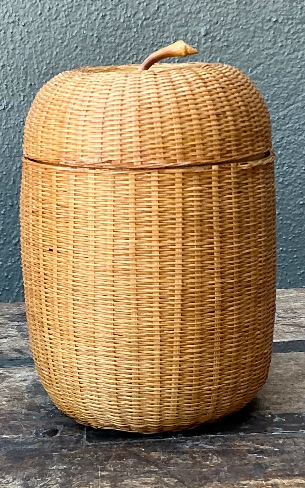 Vintage Woven Rattan Lidded Basket — additional photo 2