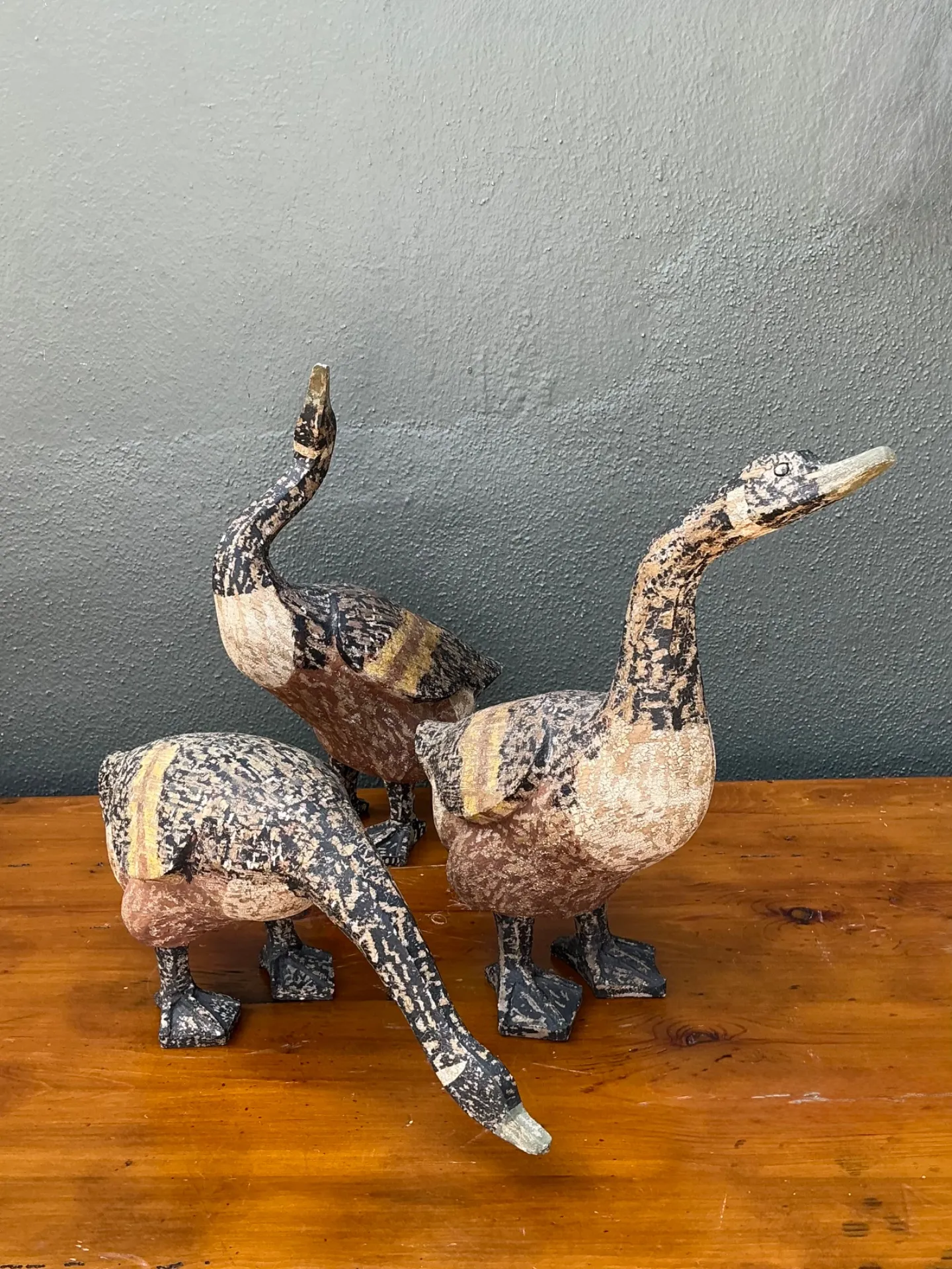 Vintage Carved Wood Goose Sculptures - Set of 3 — additional photo 1