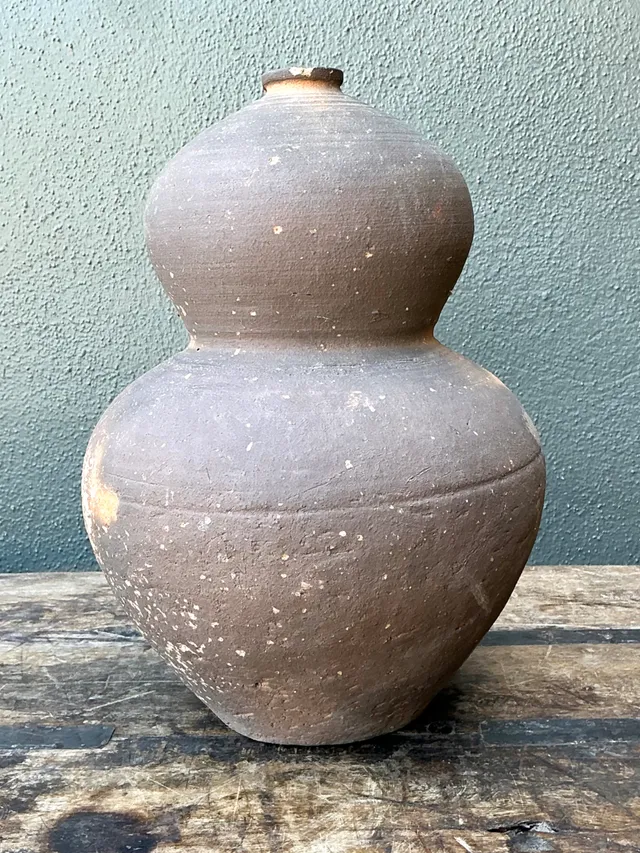 Vintage Double Gourd Ceramic Vase — additional photo 8