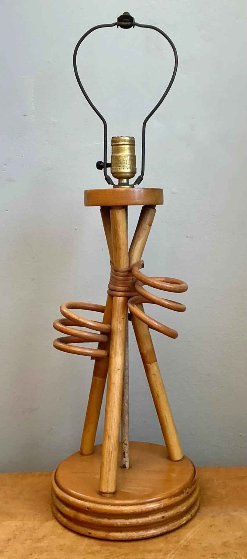Vintage Rattan Loop Wood Lamp — additional photo 7