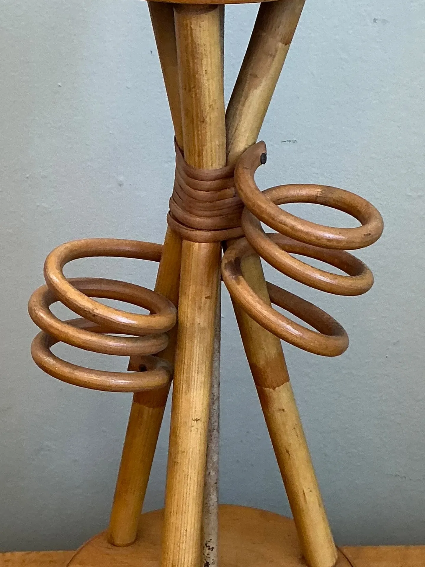 Vintage Rattan Loop Wood Lamp — additional photo 5