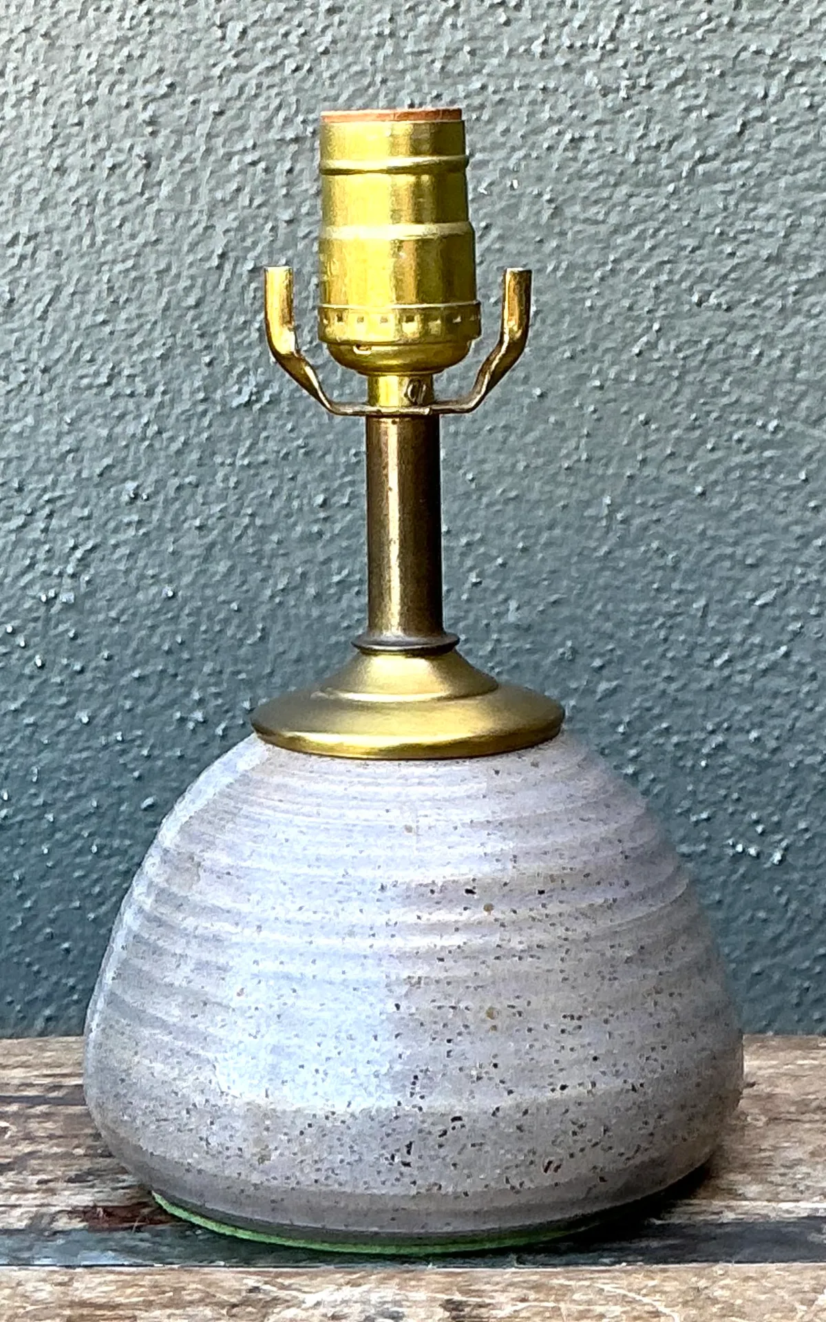 Vintage Studio Pottery and Brass Lamp — additional photo 4