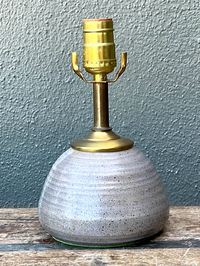 Vintage Studio Pottery and Brass Lamp — additional photo 6
