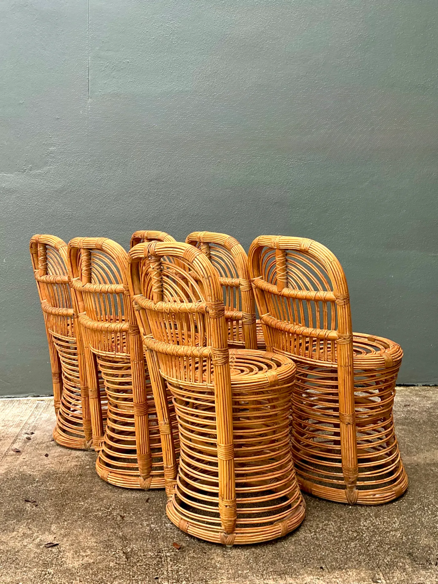 Vintage Rattan Dining Chairs - Set of 6 — additional photo 4
