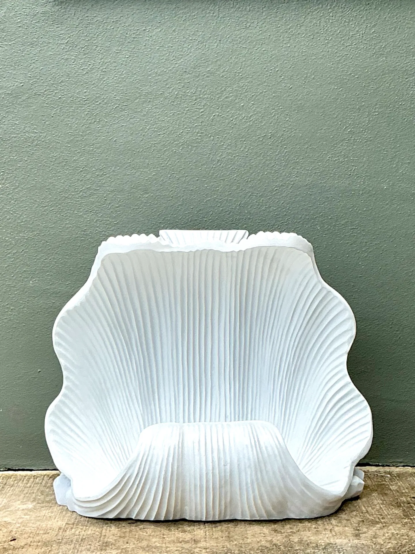 Vintage White Clam Shell Table Pedestals - Pair — additional photo 6