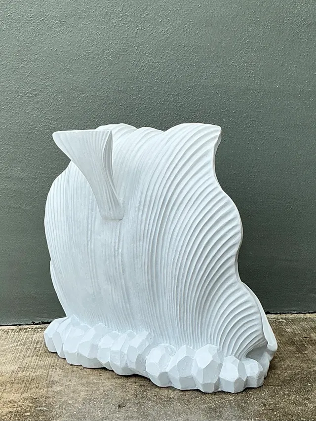 Vintage White Clam Shell Table Pedestals - Pair — additional photo 2