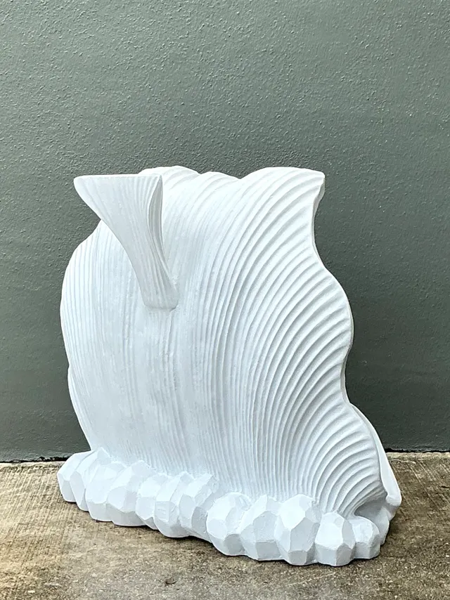 Vintage White Clam Shell Table Pedestals - Pair — additional photo 5