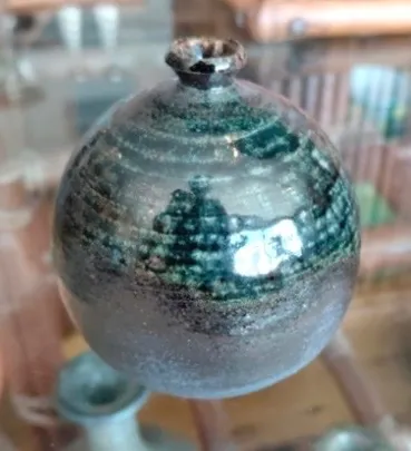 Vintage Original Studio Pottery Green Glaze Weed Vase — additional photo 2