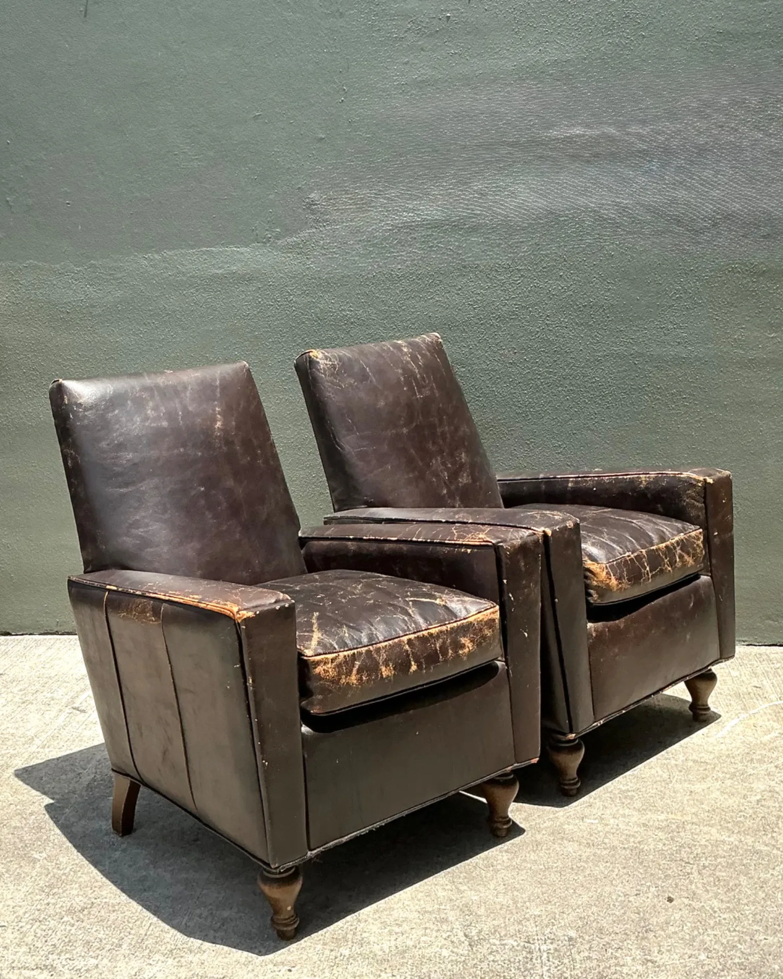 Vintage Old Hickory Distressed Leather Armchairs - Pair — additional photo 2