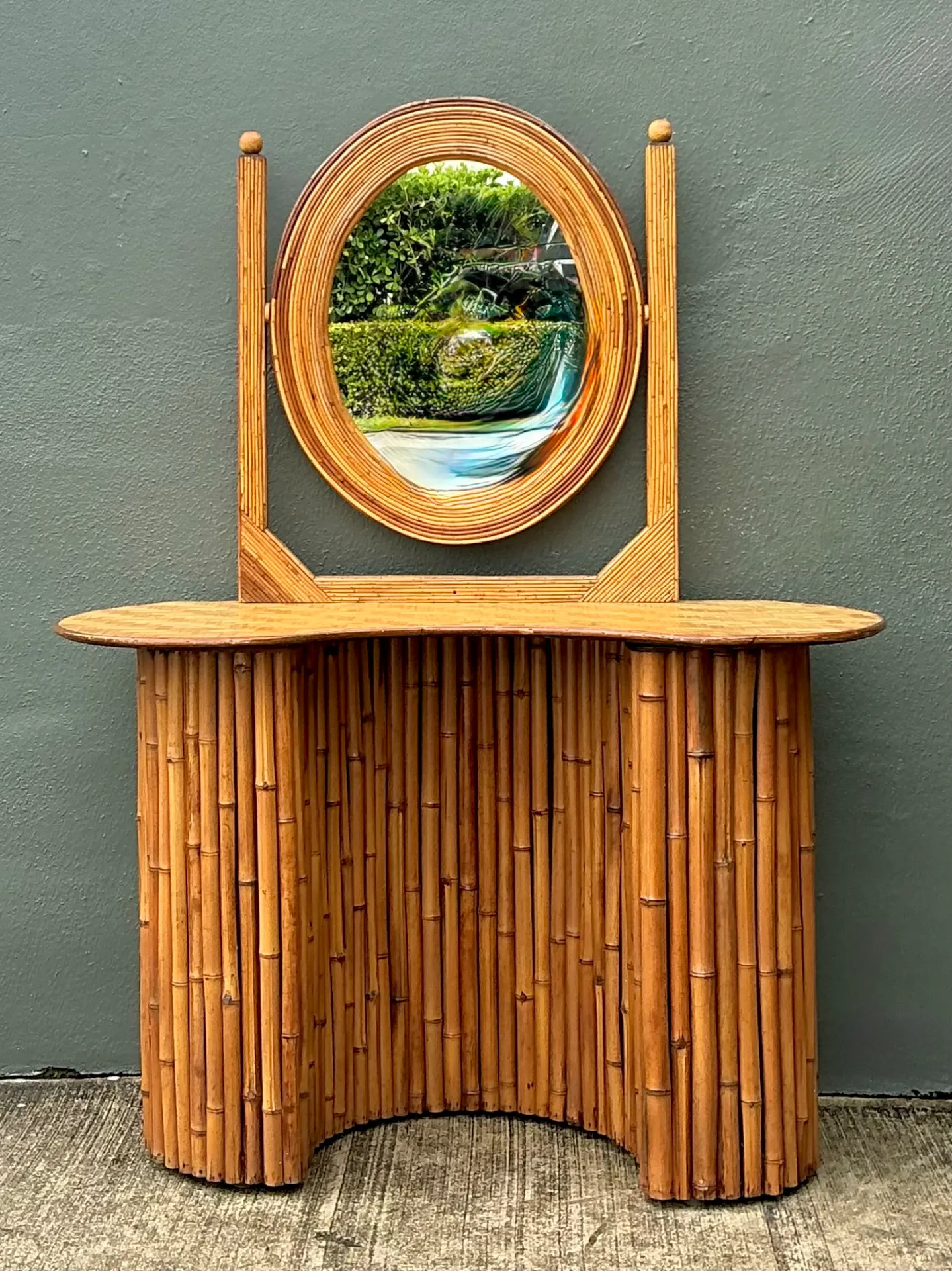 Vintage Pencil Reed And Bamboo Vanity With Mirrored Glass — additional photo 8