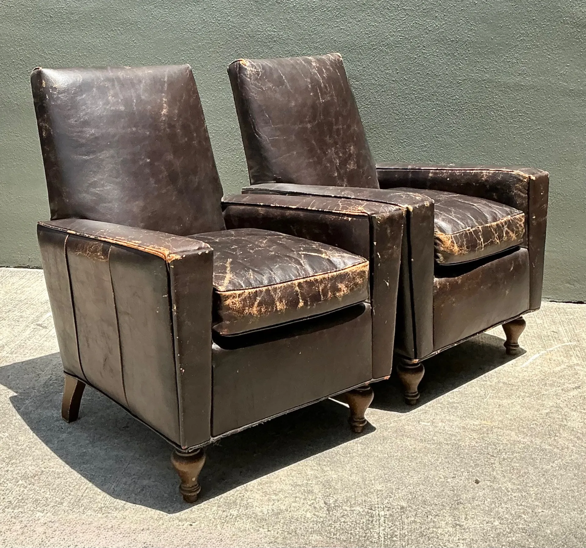 Vintage Old Hickory Distressed Leather Armchairs - Pair — additional photo 4