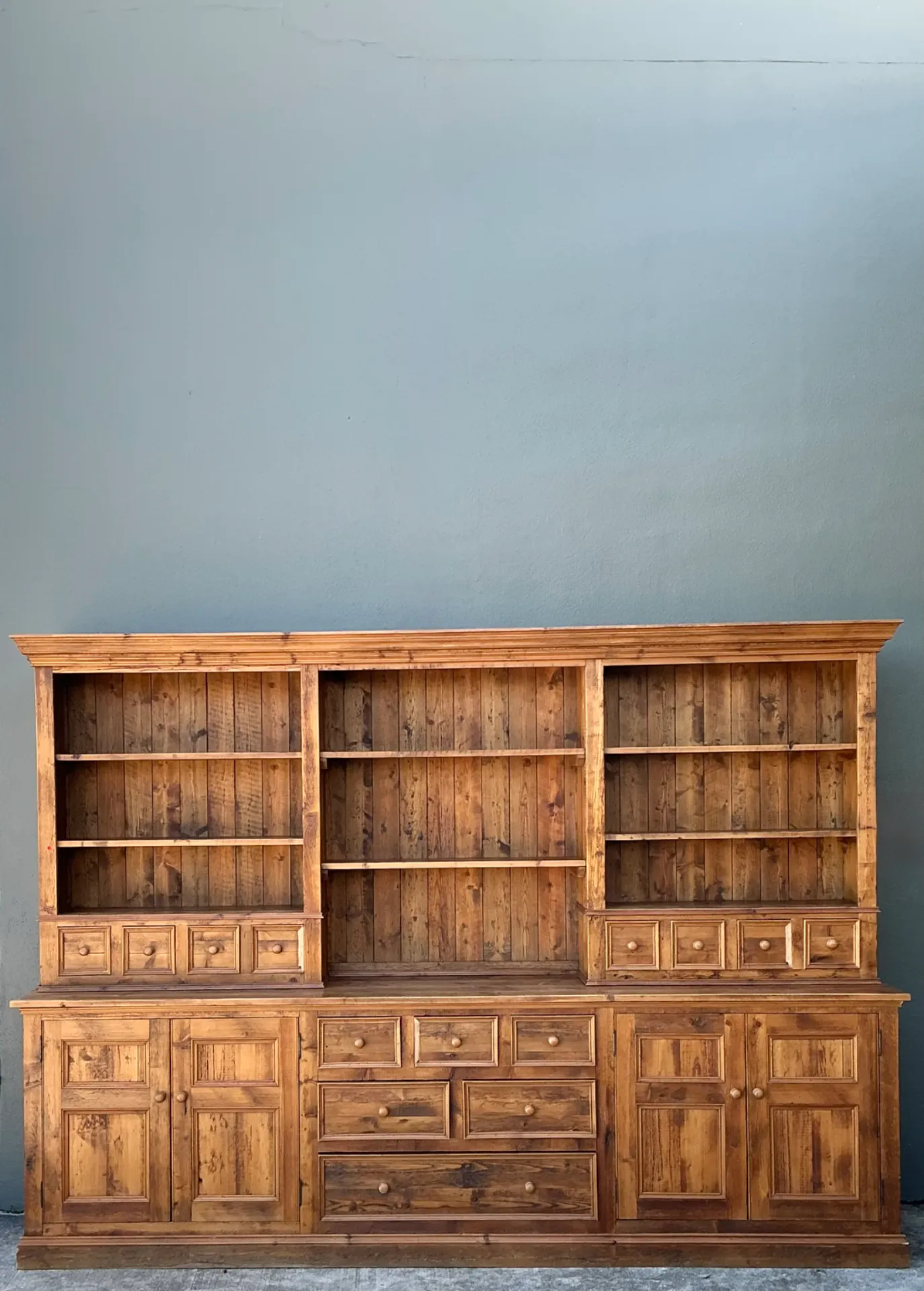 Vintage Rustic Knotty Pine Hutch — additional photo 1