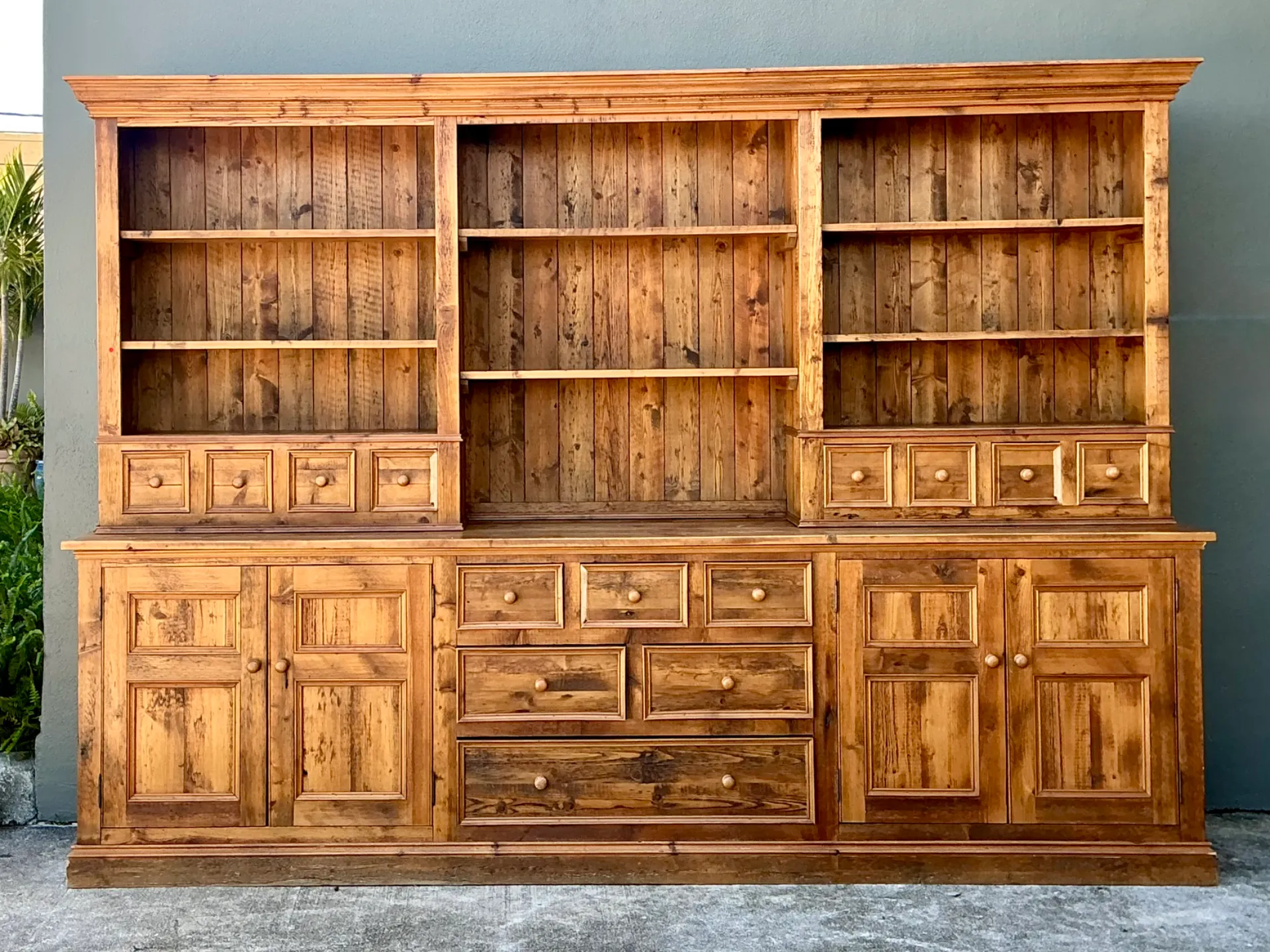 Vintage Rustic Knotty Pine Hutch — additional photo 8