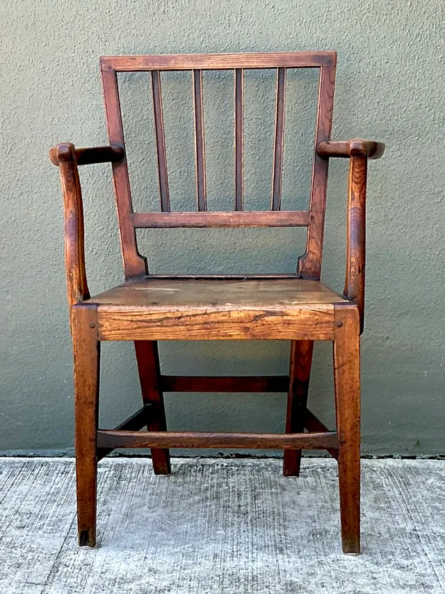 Vintage George III Country House “Elbow” Arm Chair In Elm — additional photo 2