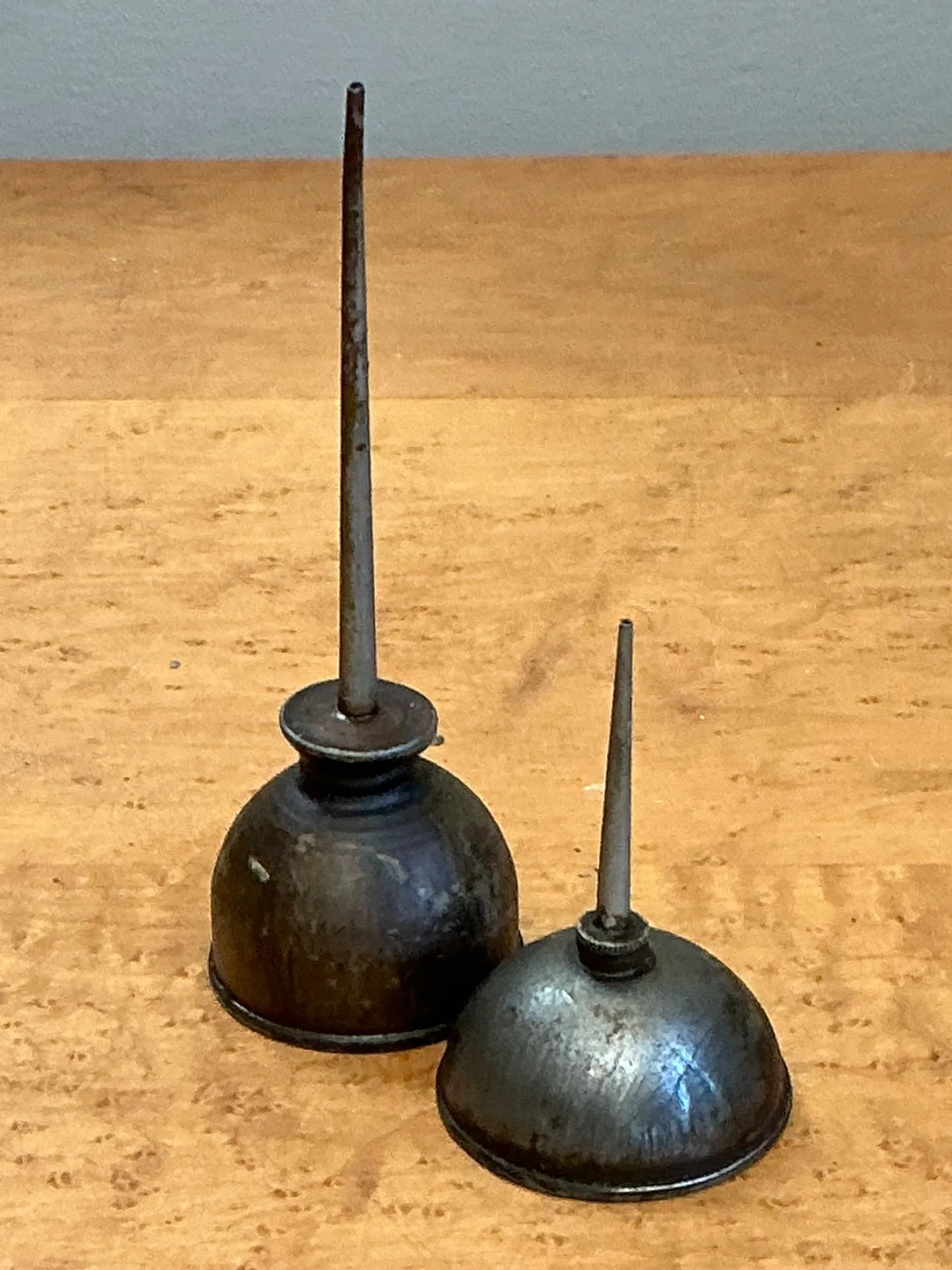 Vintage Metal Oil Cans - Pair — additional photo 7