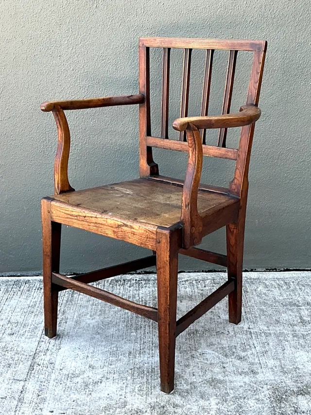 Vintage George III Country House “Elbow” Arm Chair In Elm — additional photo 1