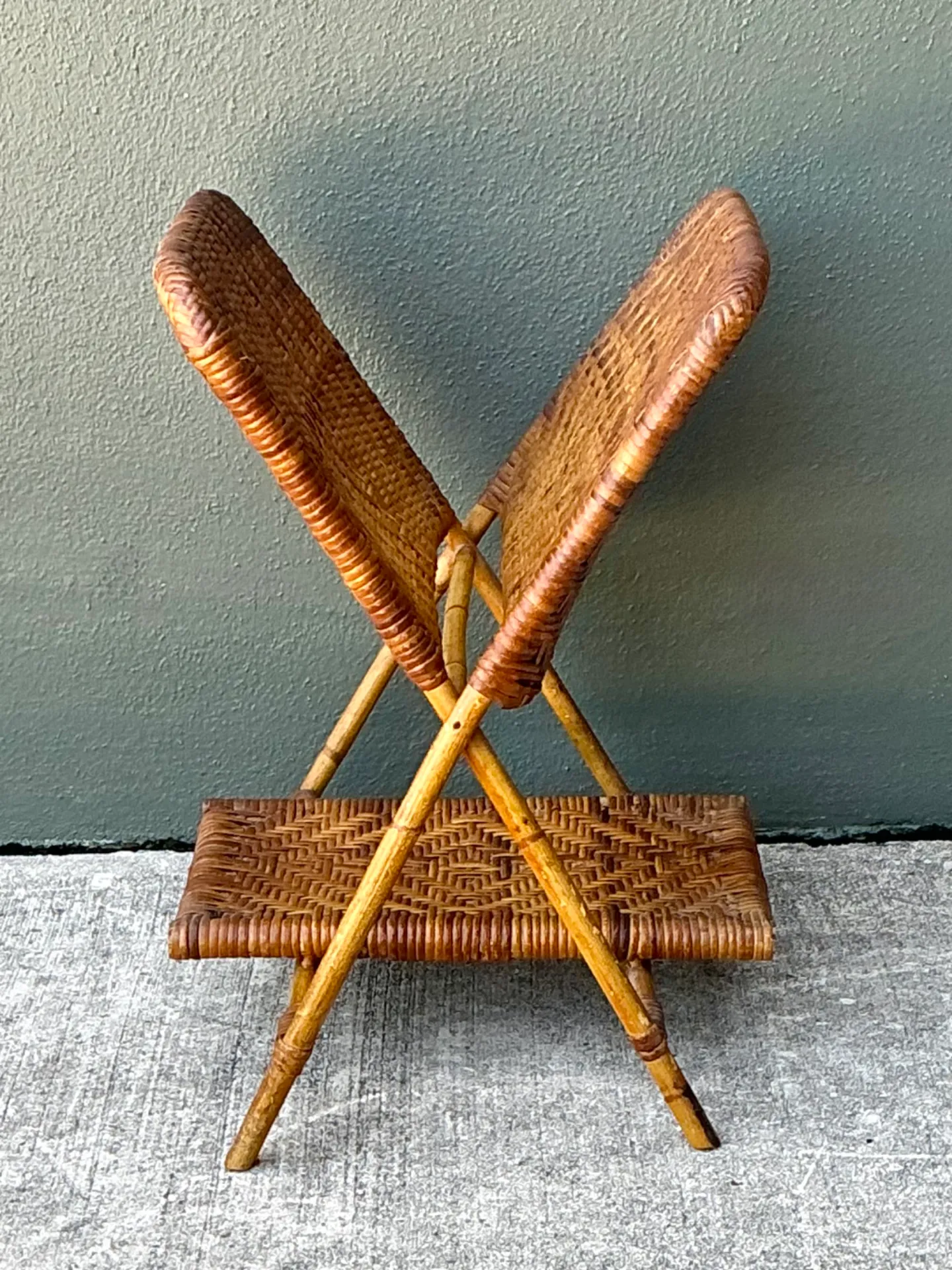 Vintage Rattan Folding Newspaper Holder — additional photo 1