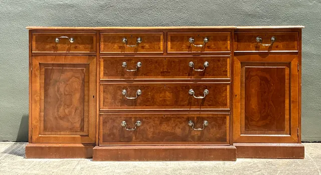 Vintage Flame Mahogany Sideboard Cabinet — additional photo 6