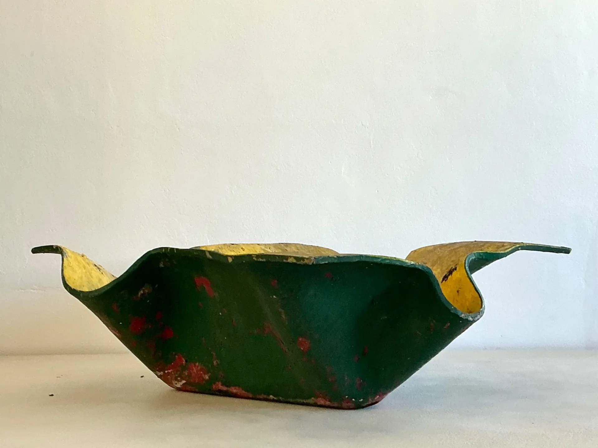 Vintage Willy Guhl Cement And Fiberglass Handkerchief Planter — additional photo 1