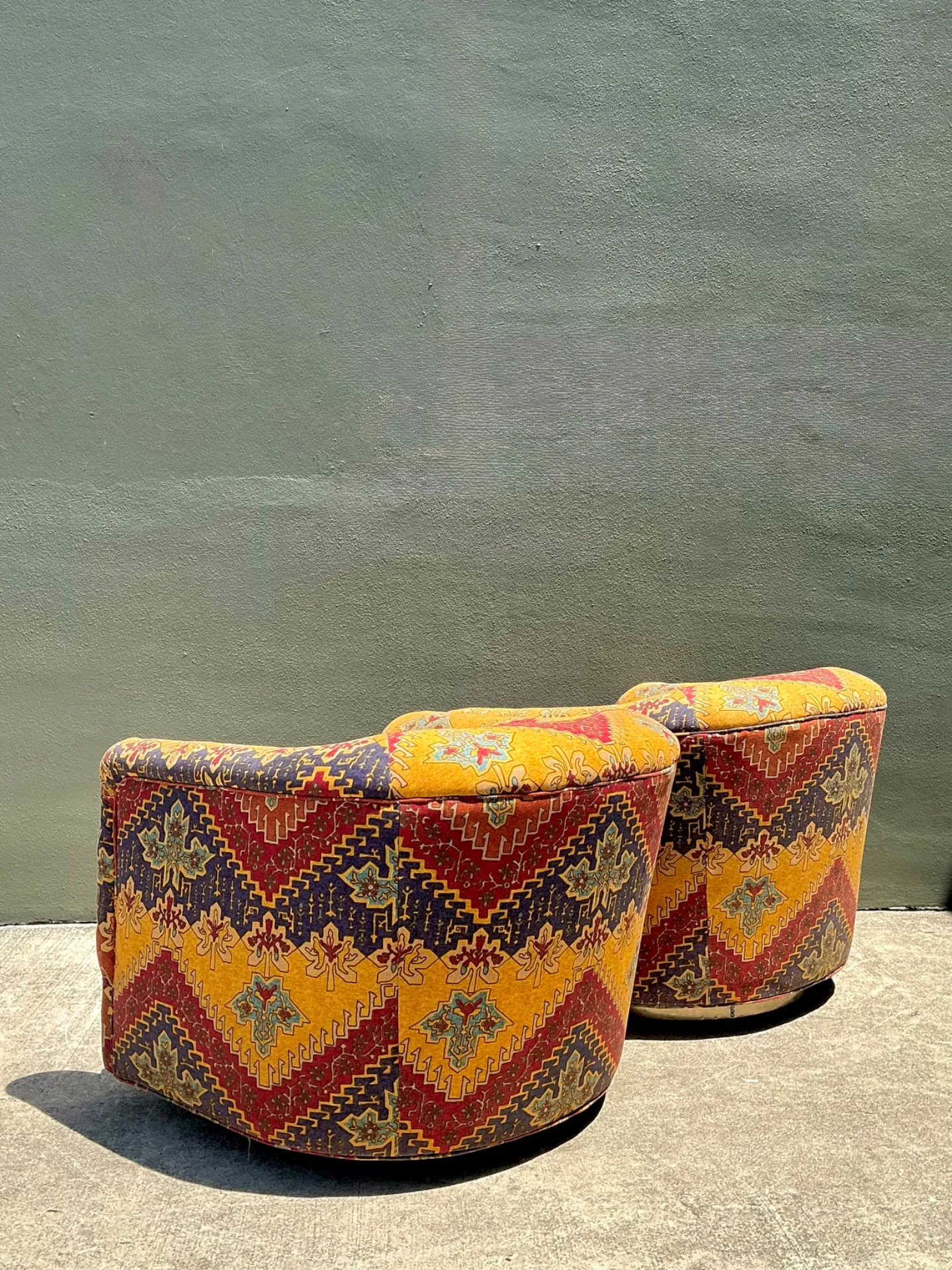 Vintage Printed Swivel Armchairs On Brass Plinths - A Pair — additional photo 5