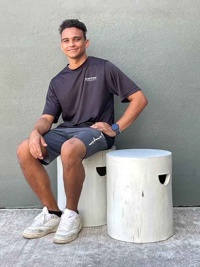 Vintage White Ceramic Low Stools - Pair — additional photo 1