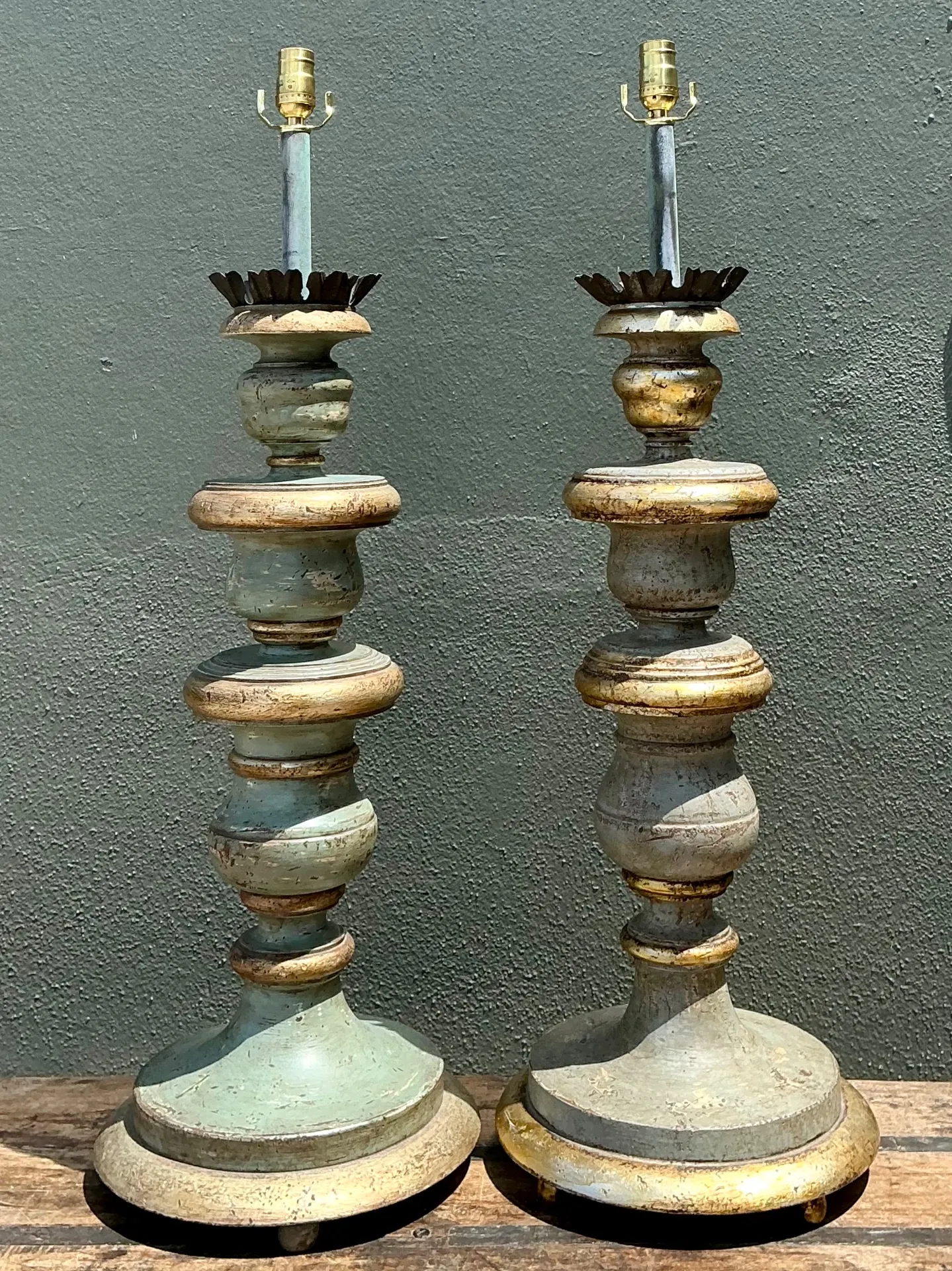 Vintage Italian Gilt Tipped Turned Wood Lamps - Pair — additional photo 7
